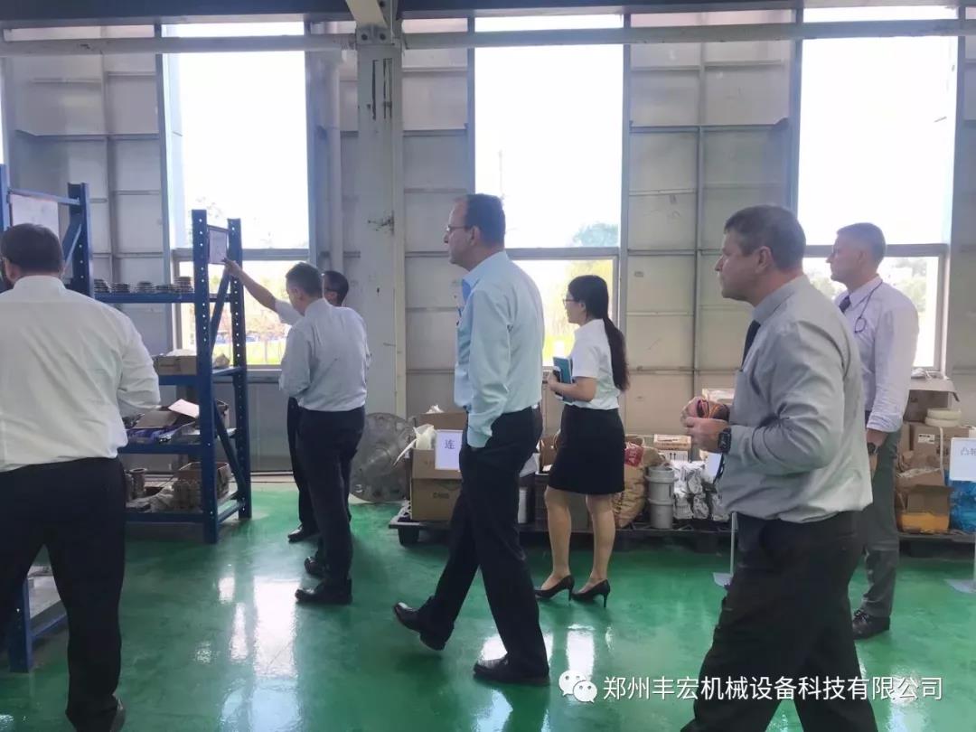 �S��Ƽ��͑��^���a��